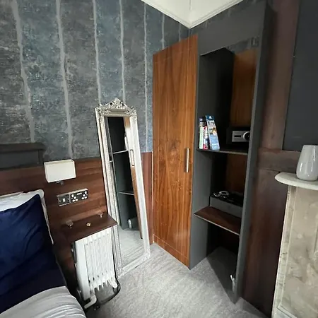Upstairs - Private Kitchenette And Small En-suite
